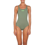 arena Women’s Solid Swim Pro Swimsuit