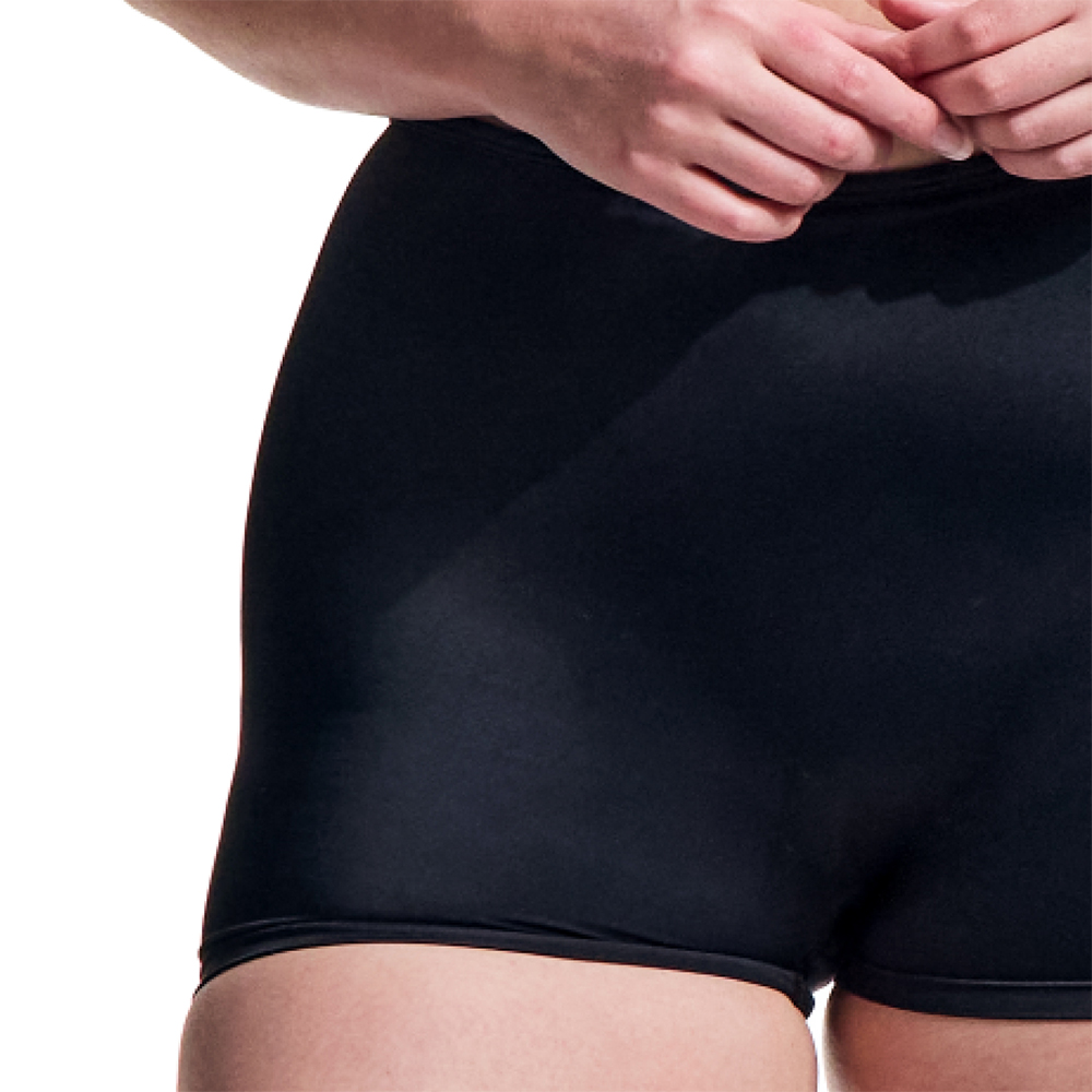 5-swim-shorts-medium-flow-detail